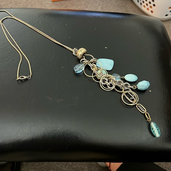 Beautiful necklace with blue beads - Picture 1 of 2